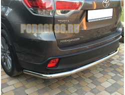 Защита заднего бампера угловая большая d60 для Toyota Highlander 2014-2017