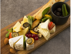 Подбор сыров /  Cheese platter