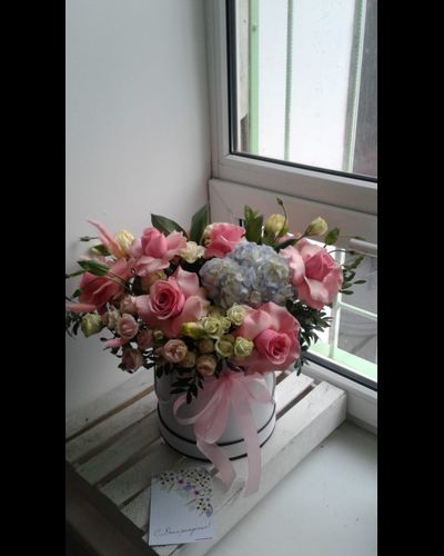 Коробка с цветочным миксом "Французский шик"