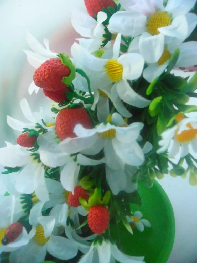 Работа Оксаны Галицыной. Использован молд "Клубника NEW"