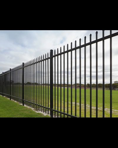 Высокие ограждения