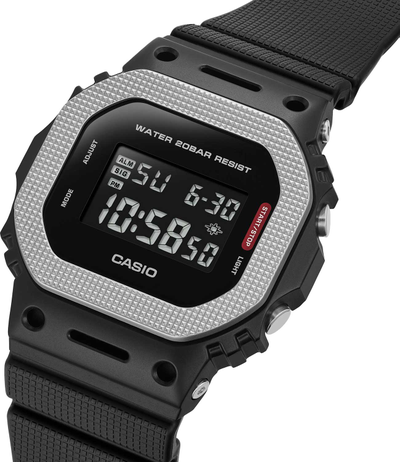 Часы Casio G-Shock GM-5600BM-1A