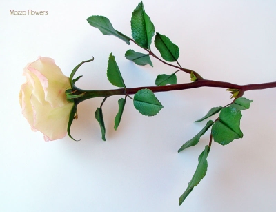 "Свет моей души". Роза из полимерной глины.