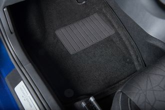 Комплект ковриков 3D AUDI Q8 черные (компл)