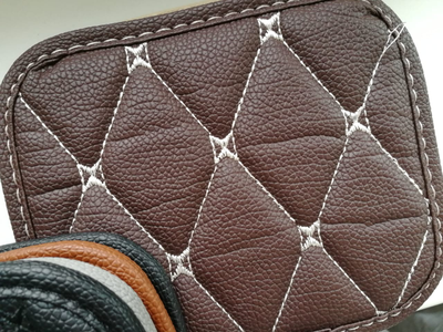 Коврики Премиум 3D темно-коричневая экокожа и бежевая отстрочка