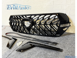 Решетка радиатора Toyota Land Cruiser 200 2015-2021 TRD черная антихром