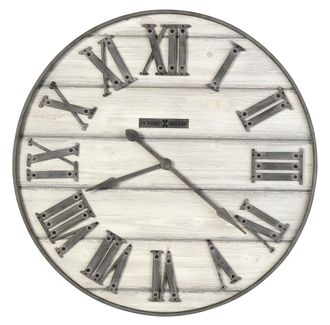 Часы настенные с выбеленной отделкой циферблата и римскими цифрами из металла.