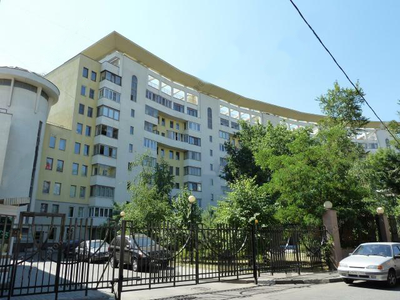 РЕКЛАМА НА СТОЙКАХ РАЙОН ЗАМОСКВОРЕЧЬЕ