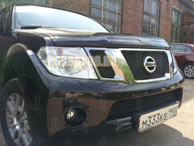 Защита радиатора Nissan Pathfinder (NAVARA) (2011-2012) black верх