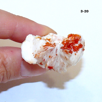 Ванадинит натуральный (щетка) №3-20: 34*31*16мм