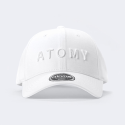 Черная кепка Atomy — стильный аксессуар для защиты от солнца.