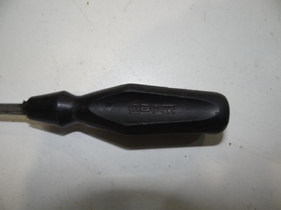 Отвёртка из набора инструмента Ява