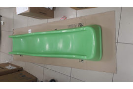 Горка 2,2 метра цвет: зеленное яблоко (салатовый), высота установки 115-125 см. от земли.