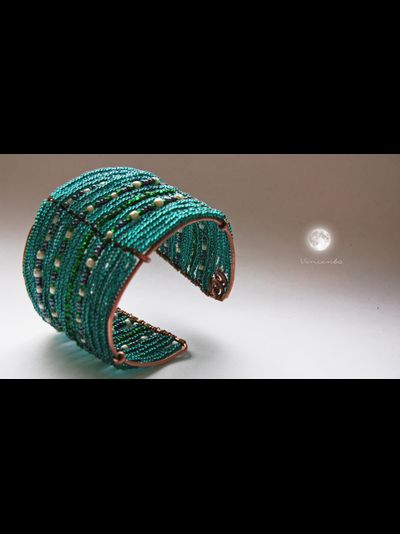 "Туманный Авалон", необычный браслет в этническом стиле