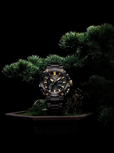 Часы Casio G-Shock MRG-B2000BG-3A