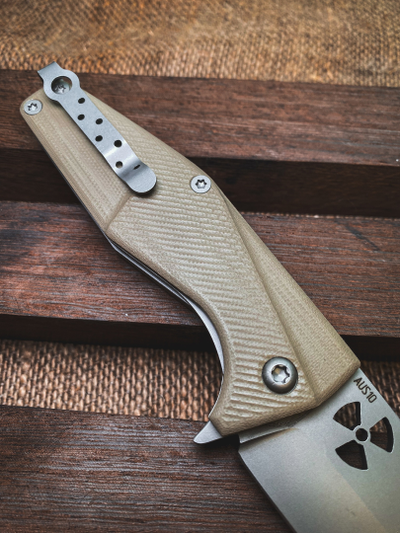 Складной нож URAN сталь AUS 10, рукоять G10, цвет тан