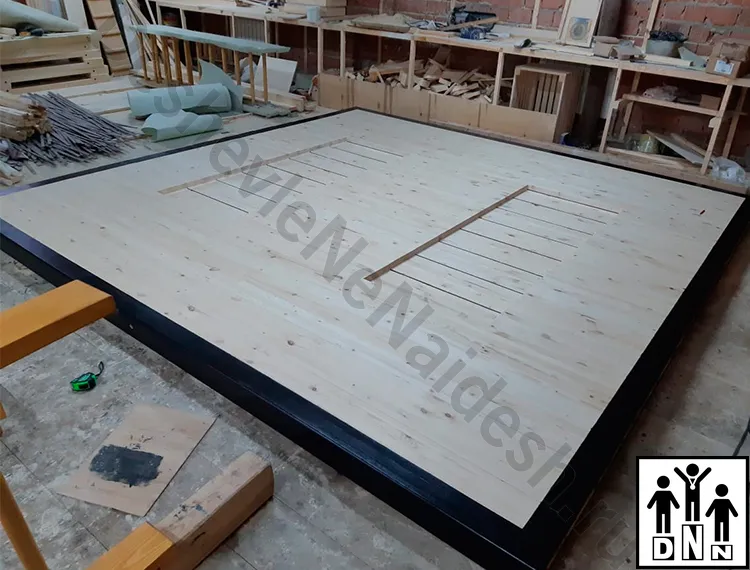 помост соревновательный 4 x 4 x 0,12 на трубах