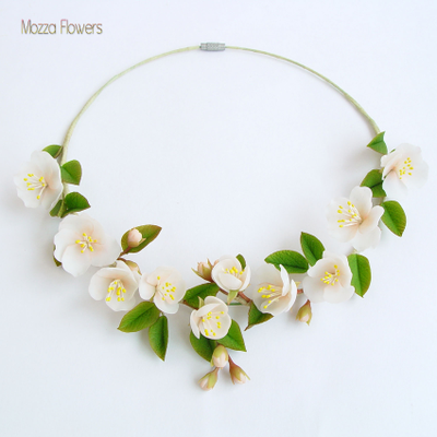 Колье с яблоней "Нежнее нежного".