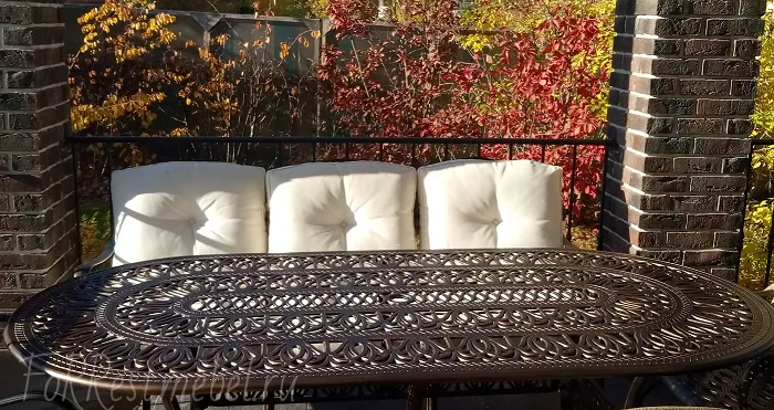 Стол Astra на восемь персон и диван Frimon в Подмосковье