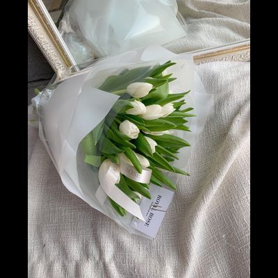 Букет из белых тюльпанов 25 шт