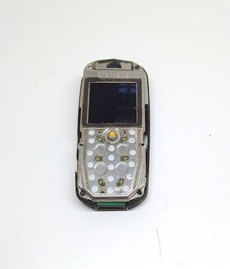 Неисправный телефон Siemens C72 (нет АКБ, нет задней крышки, клавиатуры, передней части корпуса, не включается)
