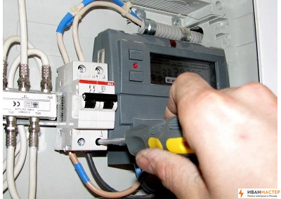 Установка автоматического выключателя света на даче ИВАНМАСТЕР