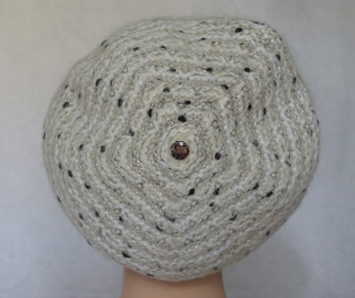 Вязаный итальянский берет для женщин из альпака и мохера Vizio фото