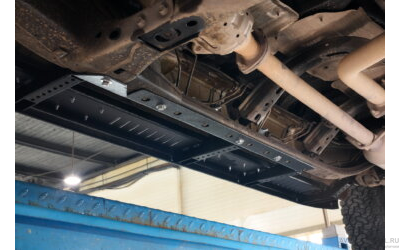 Пороги силовые BMS URBAN для Tayota Tundra Double Cab Crew Max 2007-2021 (2шт.)