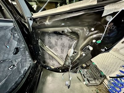 Шумоизоляция BMW X6 / БМВ Х6