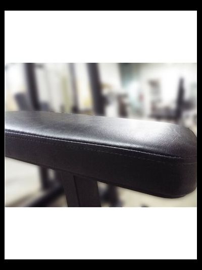 Сгибание ног лежа 100 кг AV214/80