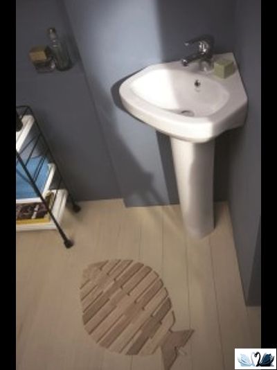 Раковина Creavit Corner VT145.000, 32 см, с пьедесталом VT253.000, угловая