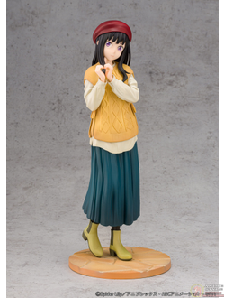 Фигурка 1/7 Такина Иноуэ (Takina Inoue Winter Outfit ver.)