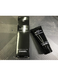 Гель-пилинг для лица Chanel Ultra Correction Lift