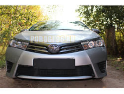 Защита радиатора Toyota Corolla 2013-2016 black