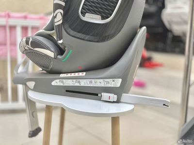 Автокресло Luxmom S360 (Isofix, 0-36 кг, 0-12 лет, с подогревом) Серый