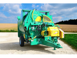 Измельчитель грубых кормов в рулонах ИГК-5М