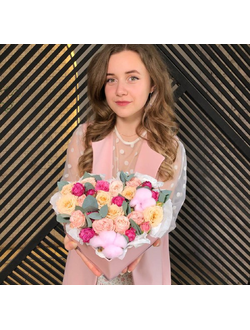 Коробка сердце с кустовыми розами