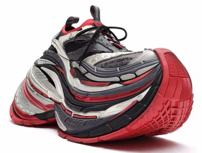 Balenciaga 16XL Sneaker in Black Red