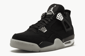 Nike Air Jordan Retro 4 Black White вблизи