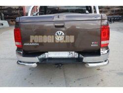 Защита заднего бампера двойная угловая d76/42 для Volkswagen Amarok 2016-
