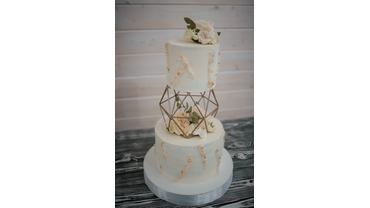 Свадебный торт с межярусом диамант , вес 7 кг
