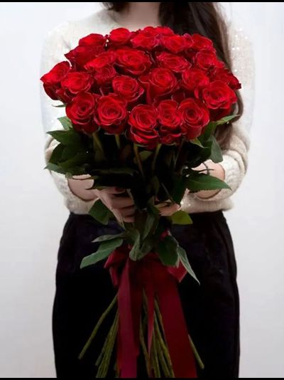 Букет из 25 красных роз
