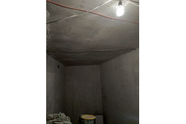 Установка кондиционеров в 2 этапа, закладка трассы