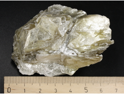 Мусковит, необработанный "дикий" образец, Бразилия (64*45*32 мм, 110 г) №36389