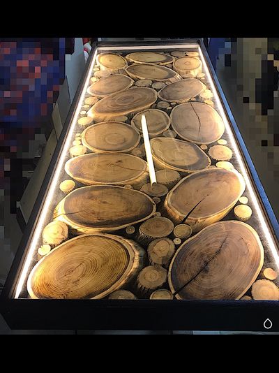 светильник-витрина из спилов