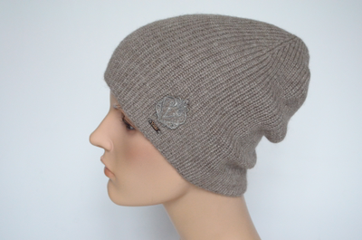 Шапка из альпака и шелка Vizio Италия 9015 CL бежевая с украшением