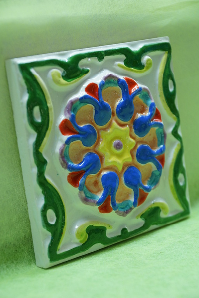 Роза (изразцовая плитка)