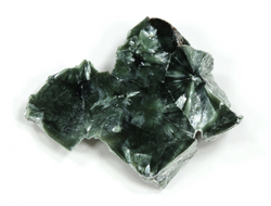 Клинохлор (серафинит), срез полированный с одной стороны, Россия, Иркутская область (22*18*4 мм, 1,9 г) №28391