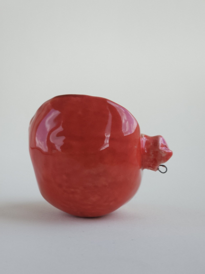 Сочный фрукт гранат