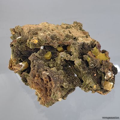 Вульфенит, миметит, лимонит. Мексика. 55*55*27мм